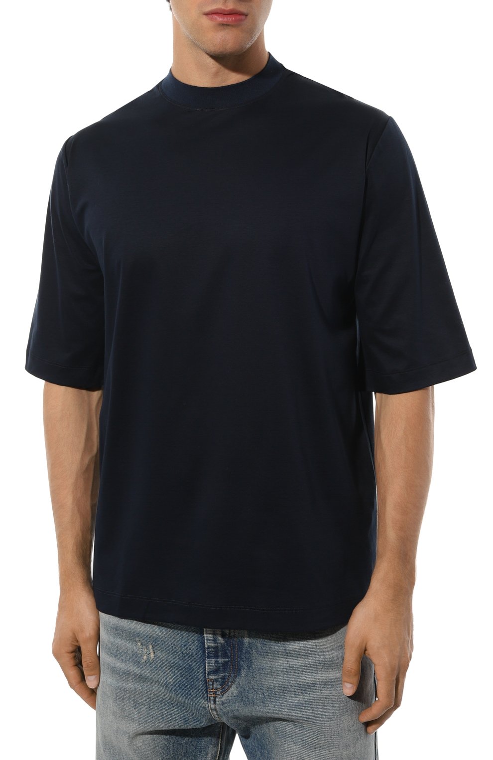 Мужская хлопковая футболка KITON темно-синего цвета, арт. UMC023H08629 | Фото 3 (Принт: Без принта; Рукава: Короткие; Длина (для топов): Стандартные; Материал сплава: Проставлено; Материал внешний: Хлопок; Драгоценные камни: Проставлено; Стили: Кэжуэл)