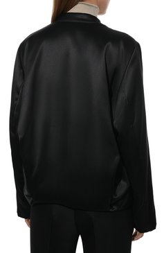 Женская куртка из вискозы TOTEME черного цвета, арт. 213-103-714 | Фото 4 (Кросс-КТ: Куртка; Рукава: Длинные; Стили: Гламурный; Материал сплава: Проставлено; Материал внешний: Вискоза; Драгоценные камни: Проставлено; Длина (верхняя одежда): Короткие; Материал подклада: Вискоза)