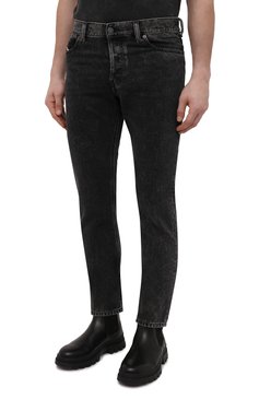 Мужские джинсы DIESEL темно-серого цвета, арт. A03568/09B87 | Фото 3 (Силуэт М (брюки): Прямые; Кросс-КТ: Деним; Длина (брюки, джинсы): Стандартные; Материал внешний: Хлопок, Деним; Стили: Кэжуэл)