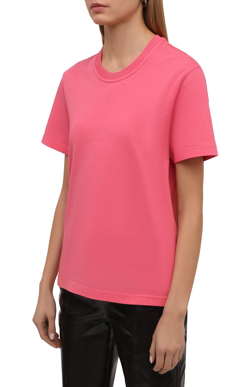 Женская хлопковая футболка BOTTEGA VENETA розового цвета, арт. 649060/VF1U0 | Фото 3 (Стили: Гламурный; Принт: Без принта; Рукава: Короткие; Длина (для топов): Стандартные; Материал внешний: Хлопок; Женское Кросс-КТ: Футболка-одежда)